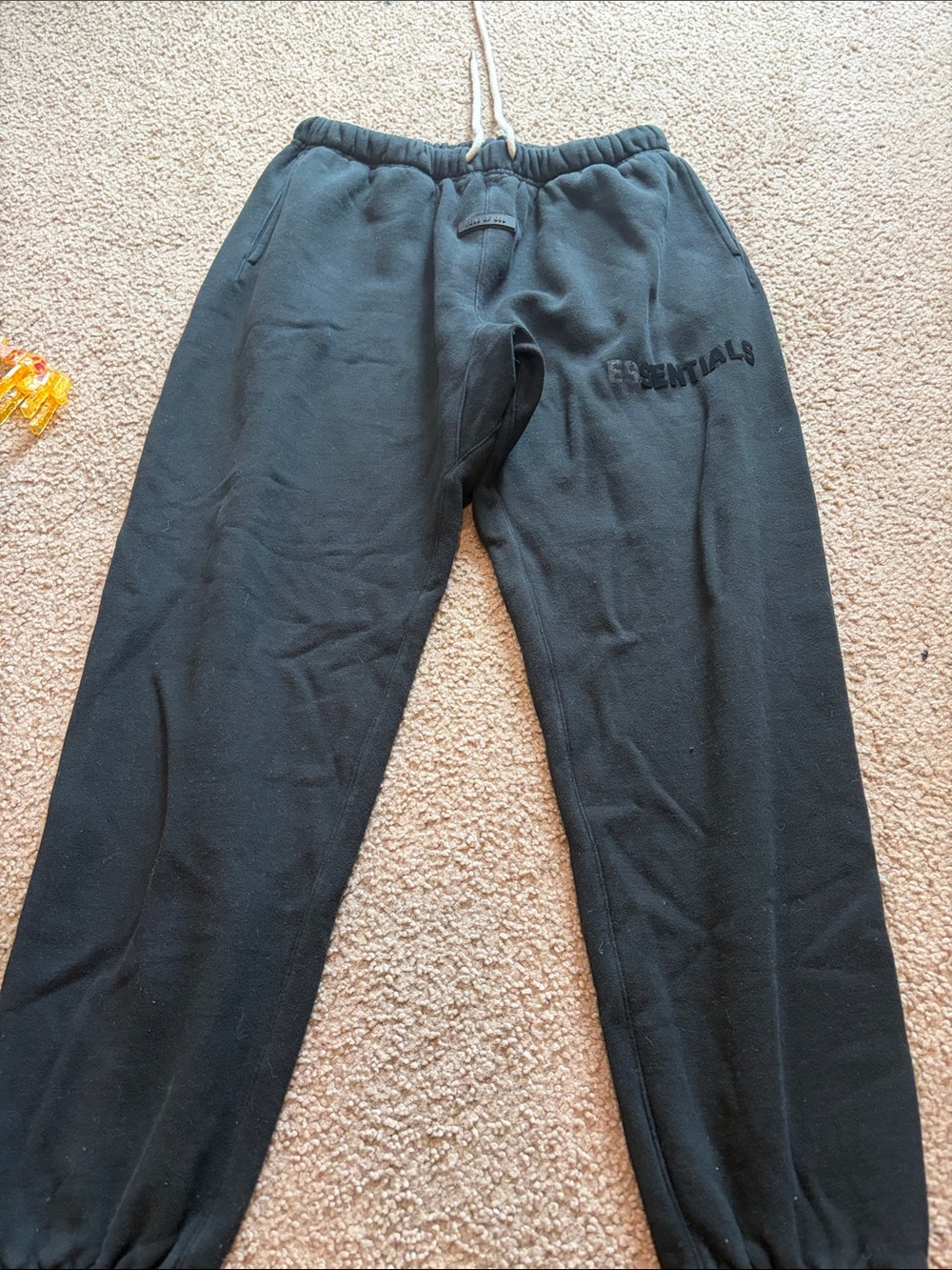 B72 Fear of God Essentials Men’s XL Fleece Joggers with Logo, see pics